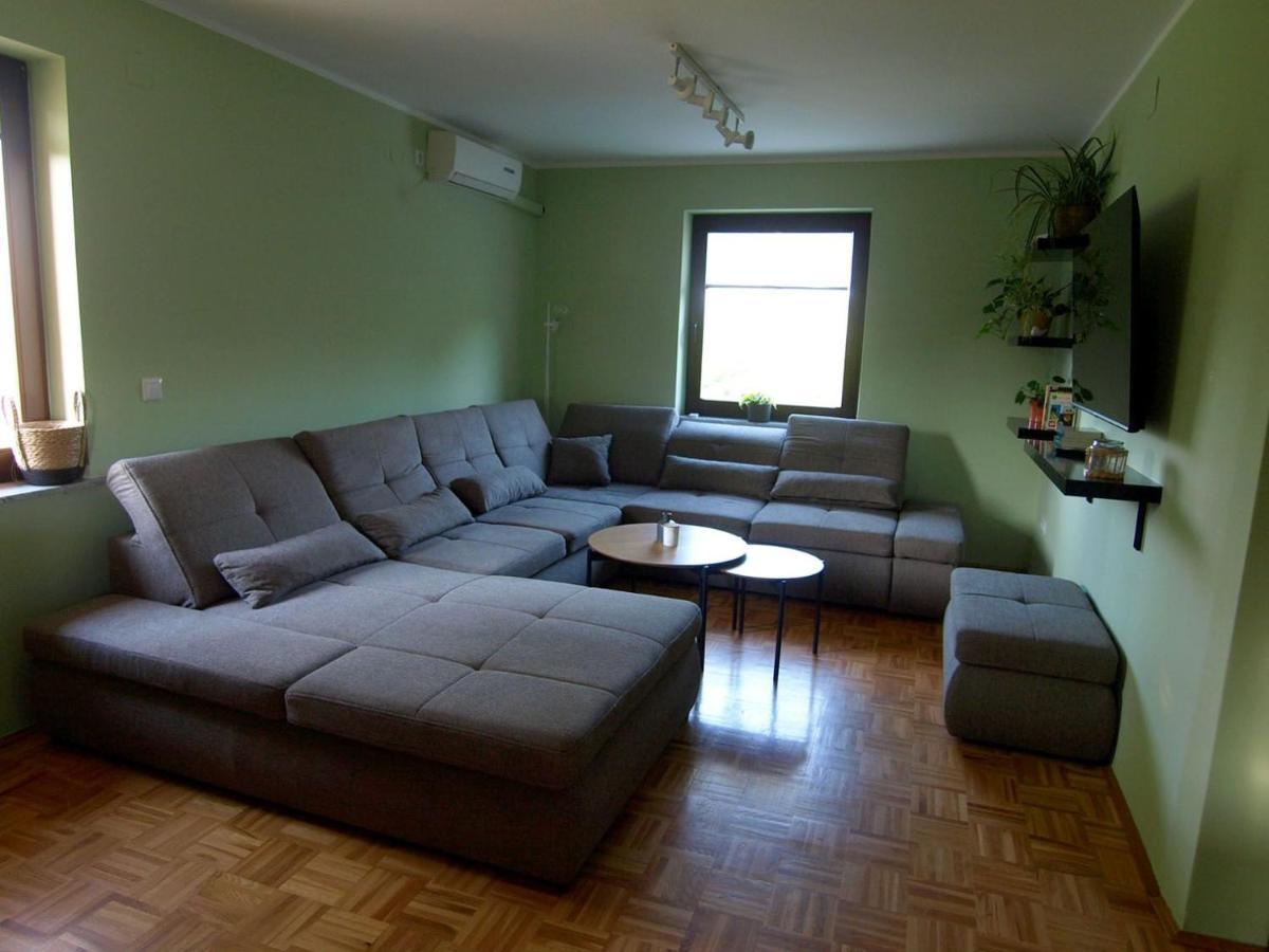 Holiday House Zarja - With Sauna And Hot Tub Bizeljsko Zewnętrze zdjęcie