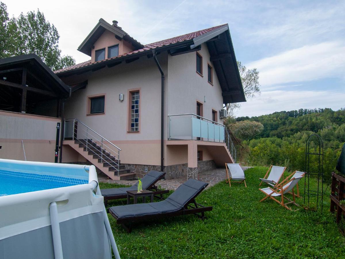 Holiday House Zarja - With Sauna And Hot Tub Bizeljsko Zewnętrze zdjęcie